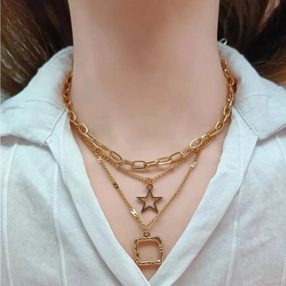 Gold Square Star Layered Necklace - Picture 1 of 3